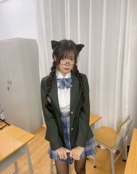 少妇裸体性生交免费视频_BD国语全集免费观看